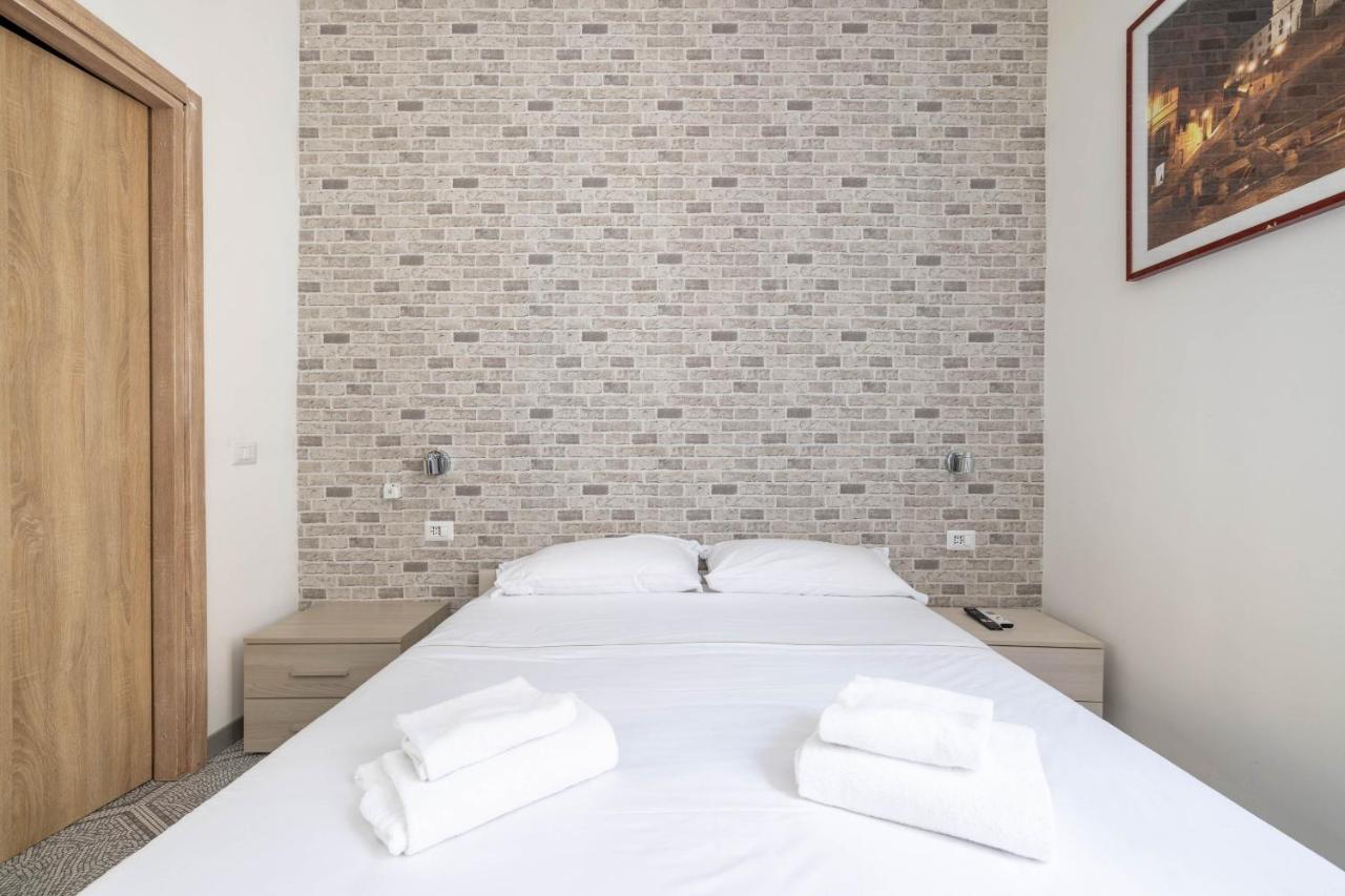 Vg Piazza Navona 5 Stelle Montecitorio Room Rome Exterior photo
